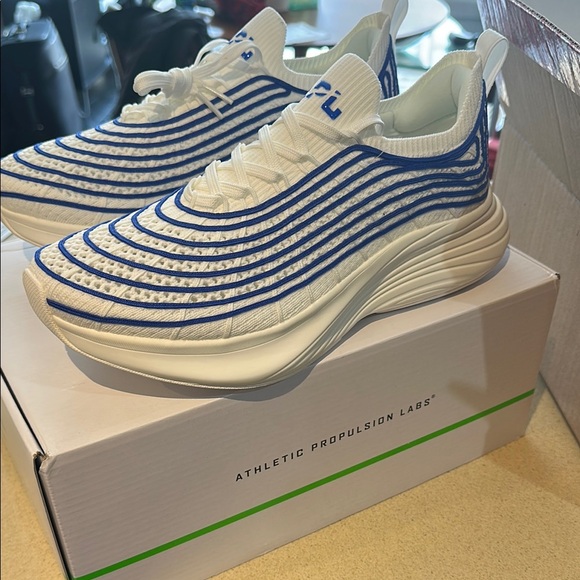 APL Women's Techloom Zipline - Ivory and Cobalt - Picture 2 of 4